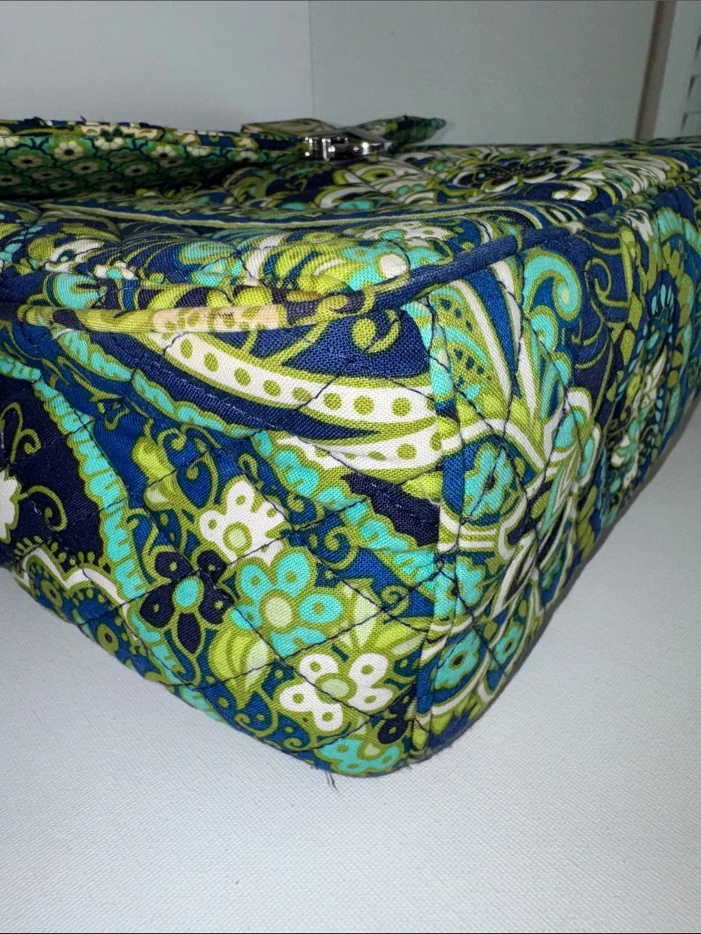 Vera Bradley Laptop Messenger Bag Crossbody Rhythm & Blues Vintage
